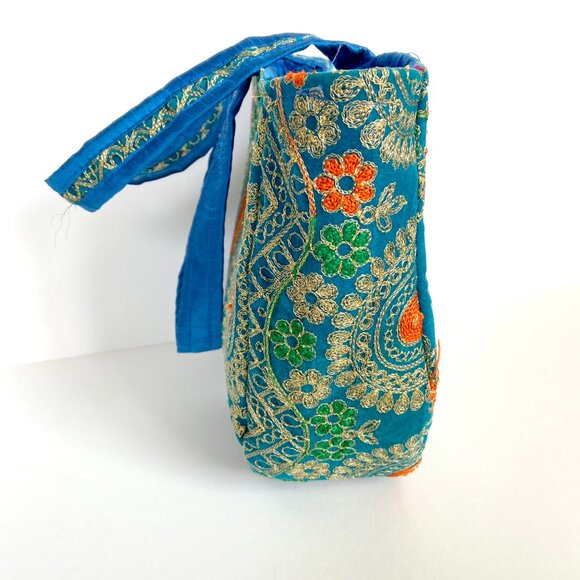 Handmade Embroidered Colorful Metallic Rajasthani Bag - Picture 4 of 8